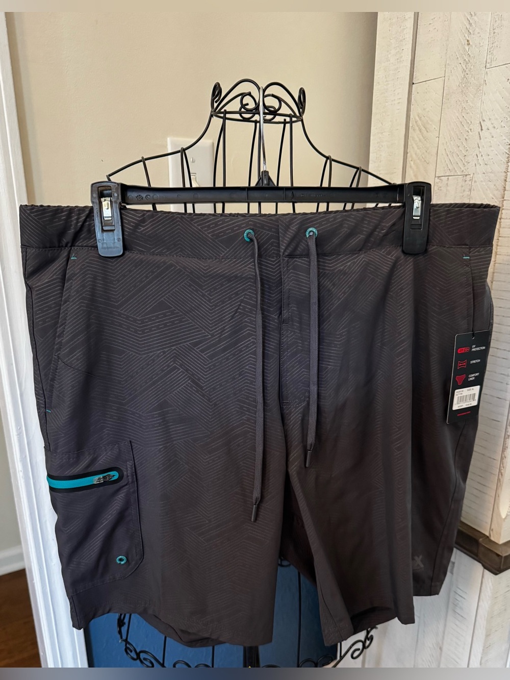 New Zeroxposur Gray Extra Large XL Geometric design Men’s Swim trunks shorts